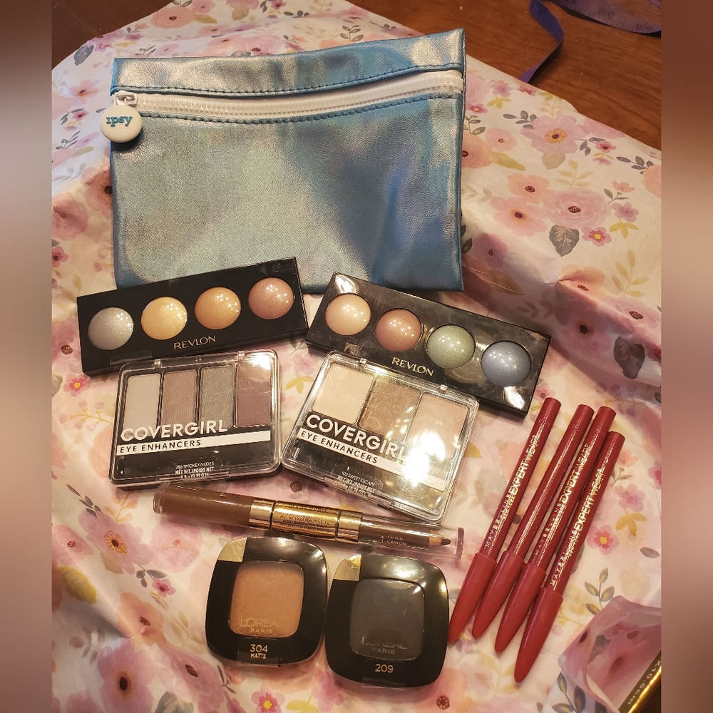 11 Piece Makeup Bundle w/Ipsy Blue Shimmer Makeup Bag